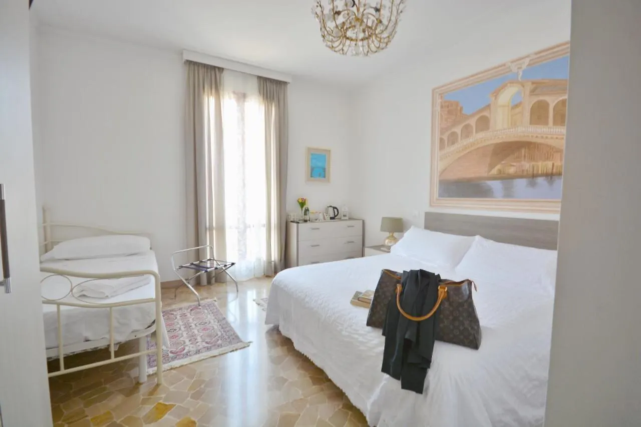 Habitación en casa particular Venezia Canal View