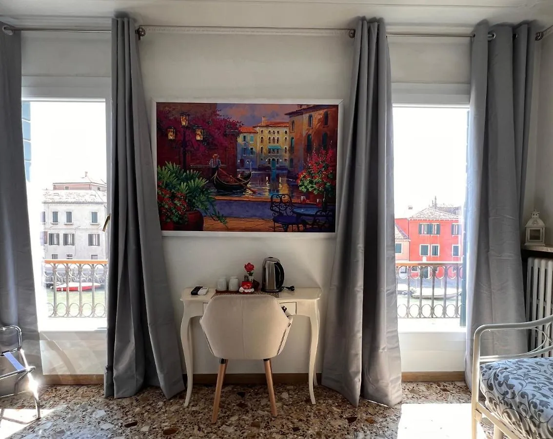 Habitación en casa particular Venezia Canal View Italia